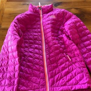 Girls North Face coat size Large: 14/16